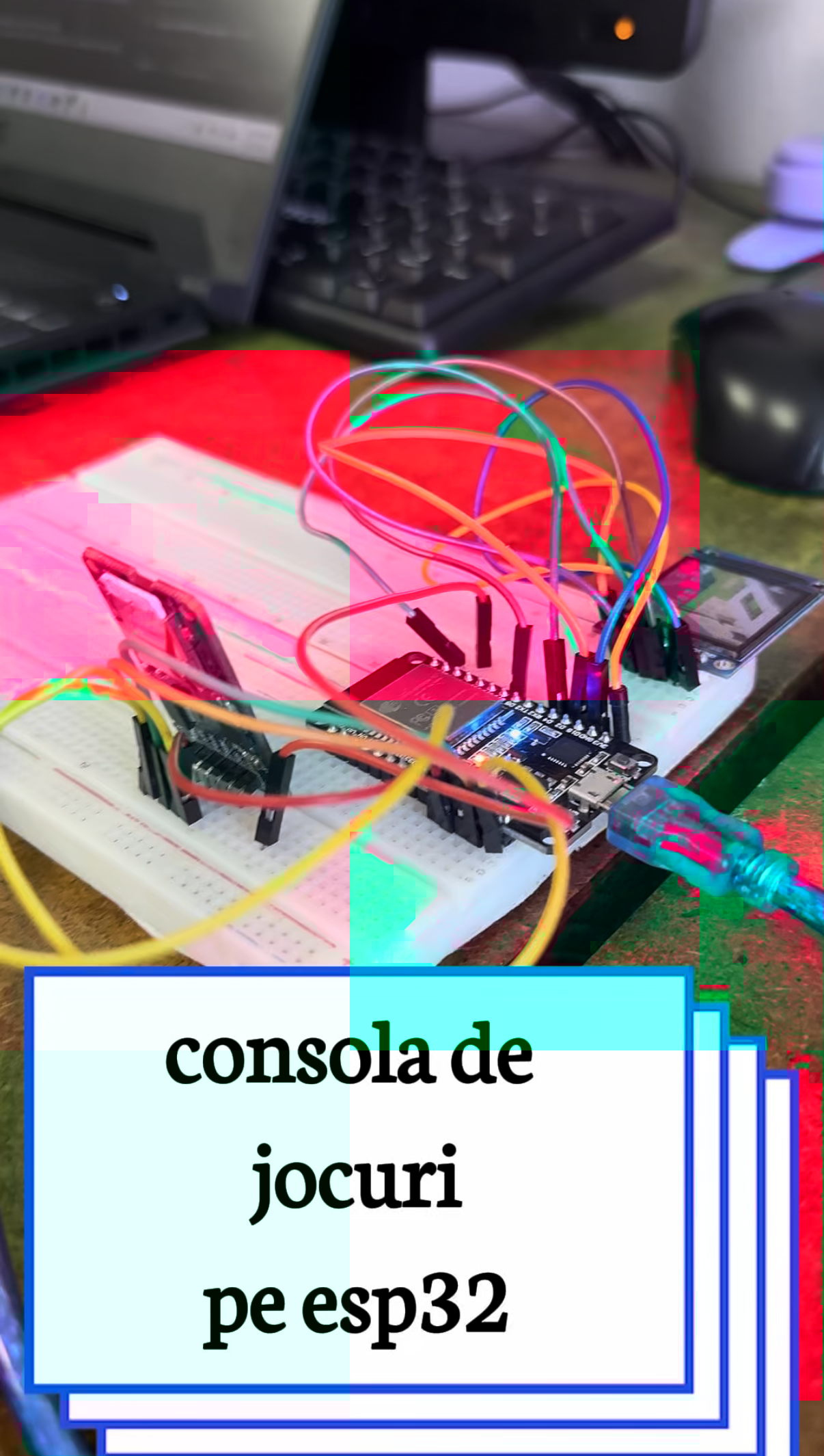 O consola retro de jocuri în 2025?